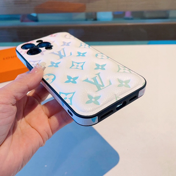 コピーブランド携帯ケース角部分ディテール